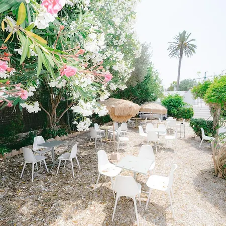 Flamingo By Nest Cala Llena